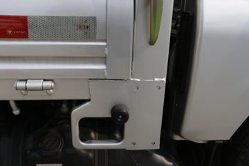 �������� С���Q�� 122���� 4X2 2.7����ж��(����)ͼƬ