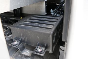 �������� С���Q�� 122���� 4X2 2.7����ж��(����)ͼƬ