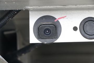 �������� С���Q�� 122���� 4X2 2.7����ж��(����)ͼƬ