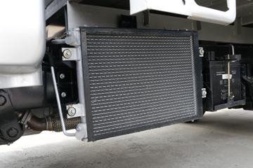 �������� С���Q�� 122���� 4X2 2.7����ж��(����)ͼƬ