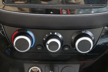 �������� С���Q�� 122���� 4X2 2.7����ж��(����)ͼƬ