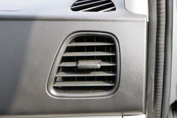 ���� �ž�T52 ������ 1.5L 116���� ���� 2.5��˫������΢��(����)(SQR1027H10)ͼƬ