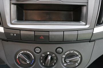 ���� �ž�T70L �¸��� 1.5L 116���� ���� 3.6�׵�������΢��(����)(SQR1031H06)ͼƬ