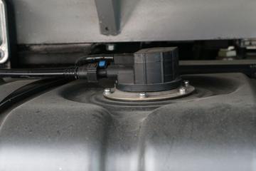 �������� ���S1 PLUS 120���� 4X2 3.3����ж��(7��)ͼƬ