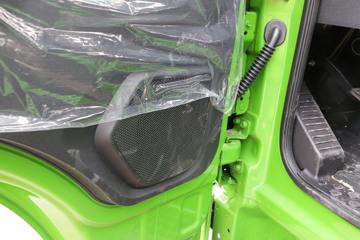 �������� ���S1 PLUS 120���� 4X2 3.3����ж��(������7��)ͼƬ