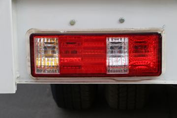 ���� �ž�T70 ������ 1.5L 116���� ���� 3.4�׵�����ʽ΢��(����)(SQR5032XXYH06)ͼƬ