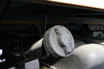 ���� �ž�T70 ������ 1.5L 116���� ���� 3.4�׵�����ʽ΢��(����)(SQR5032XXYH06)ͼƬ