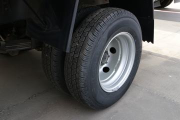 ���� �ž�T70 ������ 1.5L 116���� ���� 3.4�׵�����ʽ΢��(����)(SQR5032XXYH06)ͼƬ