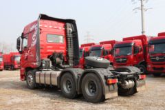 东风商用车 天龙旗舰KX 经典版 520马力 6X4牵引车(国六)