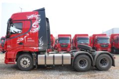 东风商用车 天龙旗舰KX 经典版 520马力 6X4牵引车(国六)
