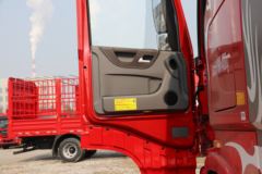 东风商用车 天龙旗舰KX 经典版 520马力 6X4牵引车(国六)