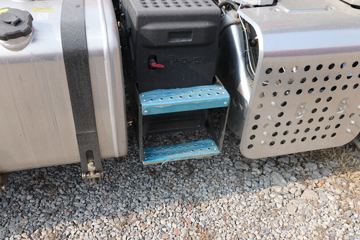 �������ó� �����콢KX ����� 520���� 6X4ǣ����(����)ͼƬ