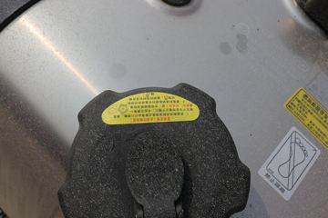 �������ó� �����콢KX ����� 520���� 6X4ǣ����(����)ͼƬ