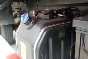 �������� ����ES7 220���� 4X2 �泵��(����)(����)(BJ5184JSQKPFN-01)ͼƬ