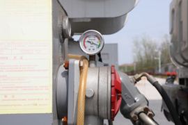 大金刚ES5&nbsp;混凝土搅拌车上装                                                图片