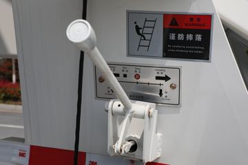 ES5 190 4X2 䳵()()(DLQ5180GJBBJ6)ͼƬ