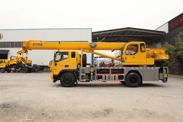 大金刚ES5&nbsp;吊车外观                                                图片