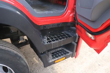 ���� ����˹Q8 С���� 170���� 4X2 5�������ػ���(����)(HFC1128P31K2D7S)ͼƬ