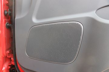 ���� ����˹Q8 С���� 170���� 4X2 5�������ػ���(����)(HFC1128P31K2D7S)ͼƬ