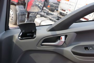 ���� ����˹Q8 С���� 170���� 4X2 5�������ػ���(����)(HFC1128P31K2D7S)ͼƬ