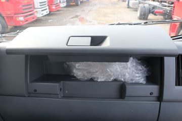 ���� ����˹Q8 С���� 170���� 4X2 5�������ػ���(����)(HFC1128P31K2D7S)ͼƬ