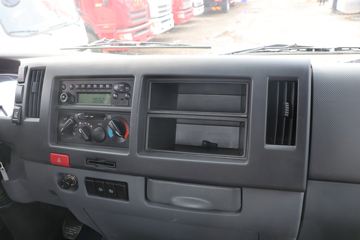 ���� ����˹Q8 С���� 170���� 4X2 5�������ػ���(����)(HFC1128P31K2D7S)ͼƬ