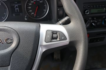 ���� ����˹Q8 С���� 170���� 4X2 5�������ػ���(����)(HFC1128P31K2D7S)ͼƬ