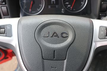 ���� ����˹Q8 С���� 170���� 4X2 5�������ػ���(����)(HFC1128P31K2D7S)ͼƬ