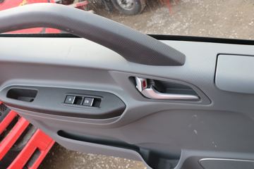 ���� ����˹Q8 С���� 170���� 4X2 5�������ػ���(����)(HFC1128P31K2D7S)ͼƬ