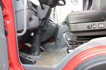 ���� ����˹Q8 С���� 170���� 4X2 5�������ػ���(����)(HFC1128P31K2D7S)ͼƬ