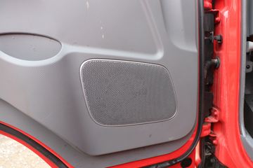 ���� ����˹Q8 С���� 170���� 4X2 5�������ػ���(����)(HFC1128P31K2D7S)ͼƬ