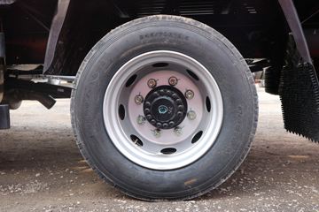 ���� ����˹Q8 С���� 170���� 4X2 5�������ػ���(����)(HFC1128P31K2D7S)ͼƬ