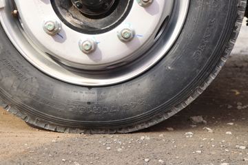 ���� ����˹Q8 С���� 170���� 4X2 5�������ػ���(����)(HFC1128P31K2D7S)ͼƬ