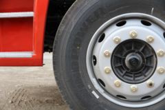 青岛解放 悍V2.0重卡 290马力 8X2 9.65米仓栅式载货车(CA5310CCYP1K2L7T10E6A80) 青岛解放 悍V2.0重卡 290马力 8X2 9.65米仓栅式载货车(CA5310CCYP1K2L7T10E6A80)