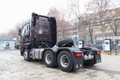 购解放J6V牵引车 享高达4.3万优惠