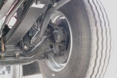 青岛解放 JH6重卡 领航版2.0 460马力 8X4 9.5米栏板载货车(国六)(CA1310P25K2L7T4E6A80)