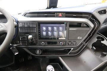 һ����� ��J6V 460���� 6X4ǣ����(����)(CA4250P66K25T1E6)ͼƬ