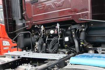 һ����� ��J6V 460���� 6X4ǣ����(����)(CA4250P66K25T1E6)ͼƬ