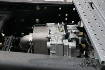 һ����� ��J6V 460���� 6X4ǣ����(����)(CA4250P66K25T1E6)ͼƬ