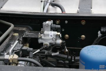 һ����� ��J6V 460���� 6X4ǣ����(����)(CA4250P66K25T1E6)ͼƬ