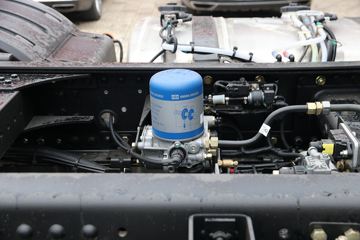 һ����� ��J6V 460���� 6X4ǣ����(����)(CA4250P66K25T1E6)ͼƬ