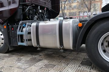 һ����� ��J6V 460���� 6X4ǣ����(����)(CA4250P66K25T1E6)ͼƬ