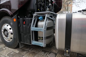 һ����� ��J6V 460���� 6X4ǣ����(����)(CA4250P66K25T1E6)ͼƬ