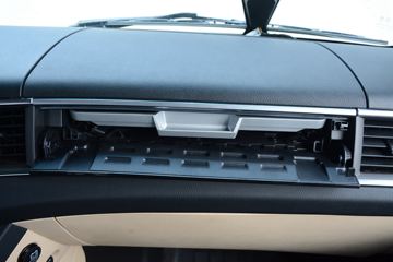 ���� ŷ������ ��Խ�� 580���� 6X4 AMT�Զ���ǣ����(����)(��������)ͼƬ