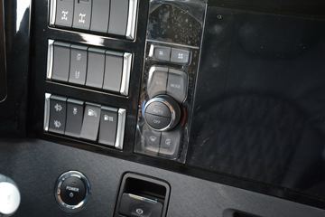 ���� ŷ������ ��Խ�� 580���� 6X4 AMT�Զ���ǣ����(����)(��������)ͼƬ