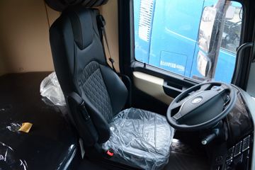 ���� ŷ������ ��Խ�� 580���� 6X4 AMT�Զ���ǣ����(����)(��������)ͼƬ