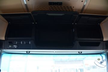 ���� ŷ������ ��Խ�� 580���� 6X4 AMT�Զ���ǣ����(����)(��������)ͼƬ