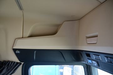 ���� ŷ������ ��Խ�� 580���� 6X4 AMT�Զ���ǣ����(����)(��������)ͼƬ