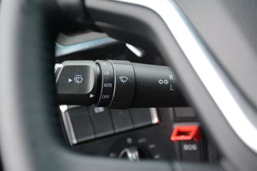 ���� ŷ������ ��Խ�� 580���� 6X4 AMT�Զ���ǣ����(����)(��������)ͼƬ