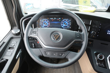 ���� ŷ������ ��Խ�� 580���� 6X4 AMT�Զ���ǣ����(����)(��������)ͼƬ